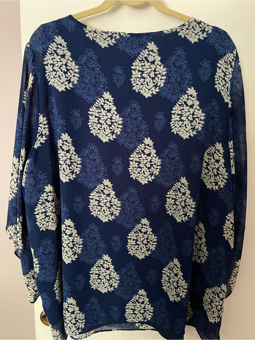 Belle by Kim Gravel floral medallion blouse - Picture 7 of 13
